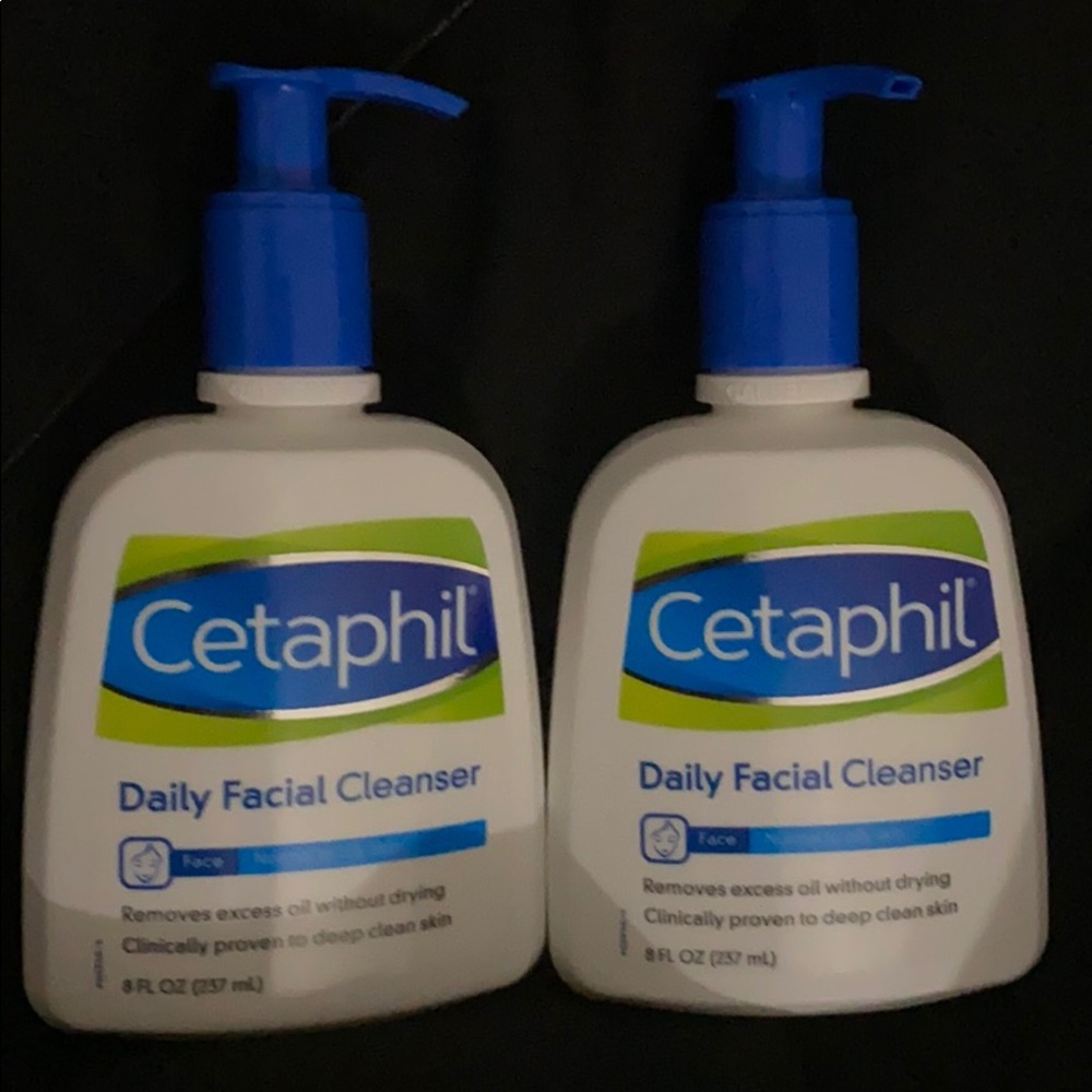 Cetaphil daily facial cleanser 8oz lot of 2